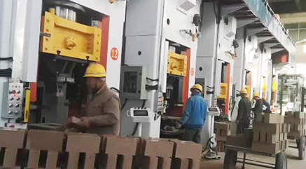 伺服螺旋壓力機(jī) 伺服螺旋壓力機(jī)